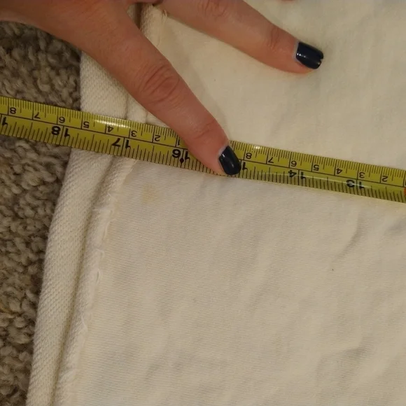 SNDYS Everyday Crop Sweatshirt - Picture 7 of 7